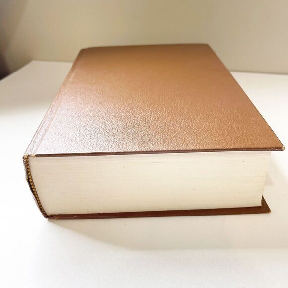 The New International Bible Commentary by F.F. Bruce 1986 Zondervan Guideposts - Picture 2 of 16